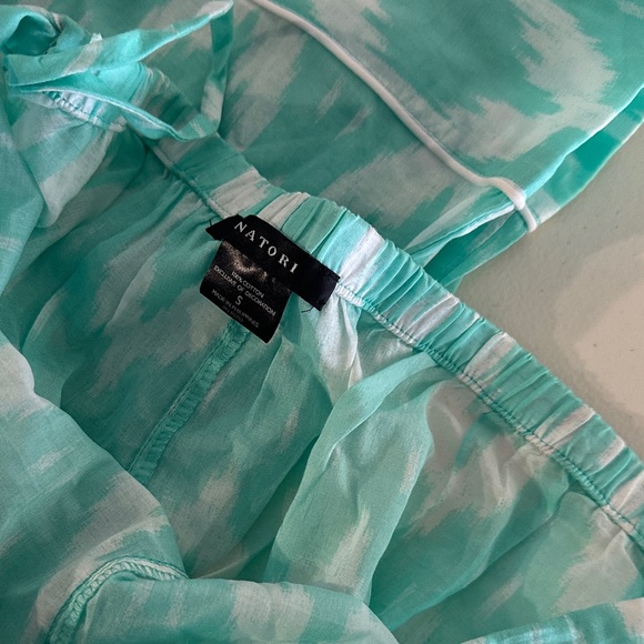 Natori Aqua and White Patterned Pajama Set - Picture 7 of 9